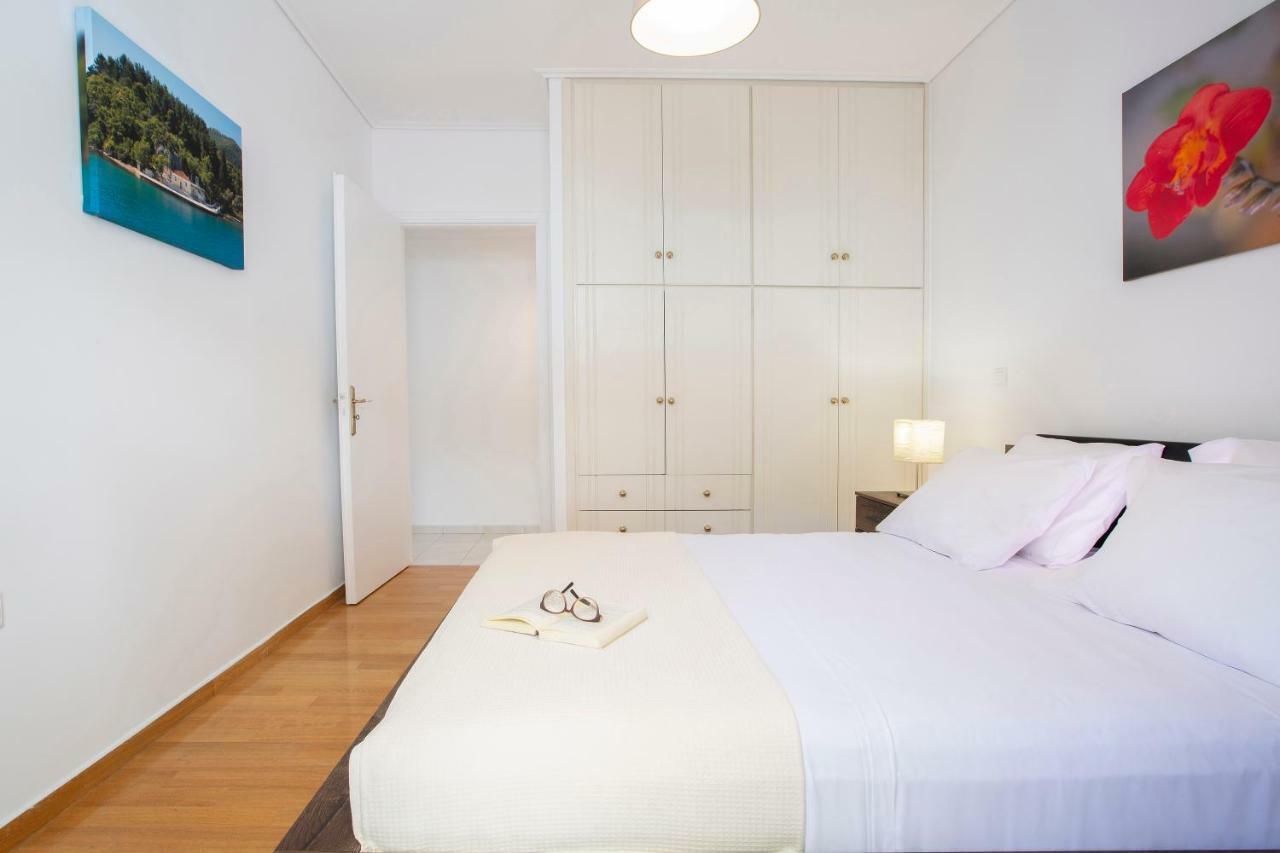 Zeas Apartment Пірей Екстер'єр фото