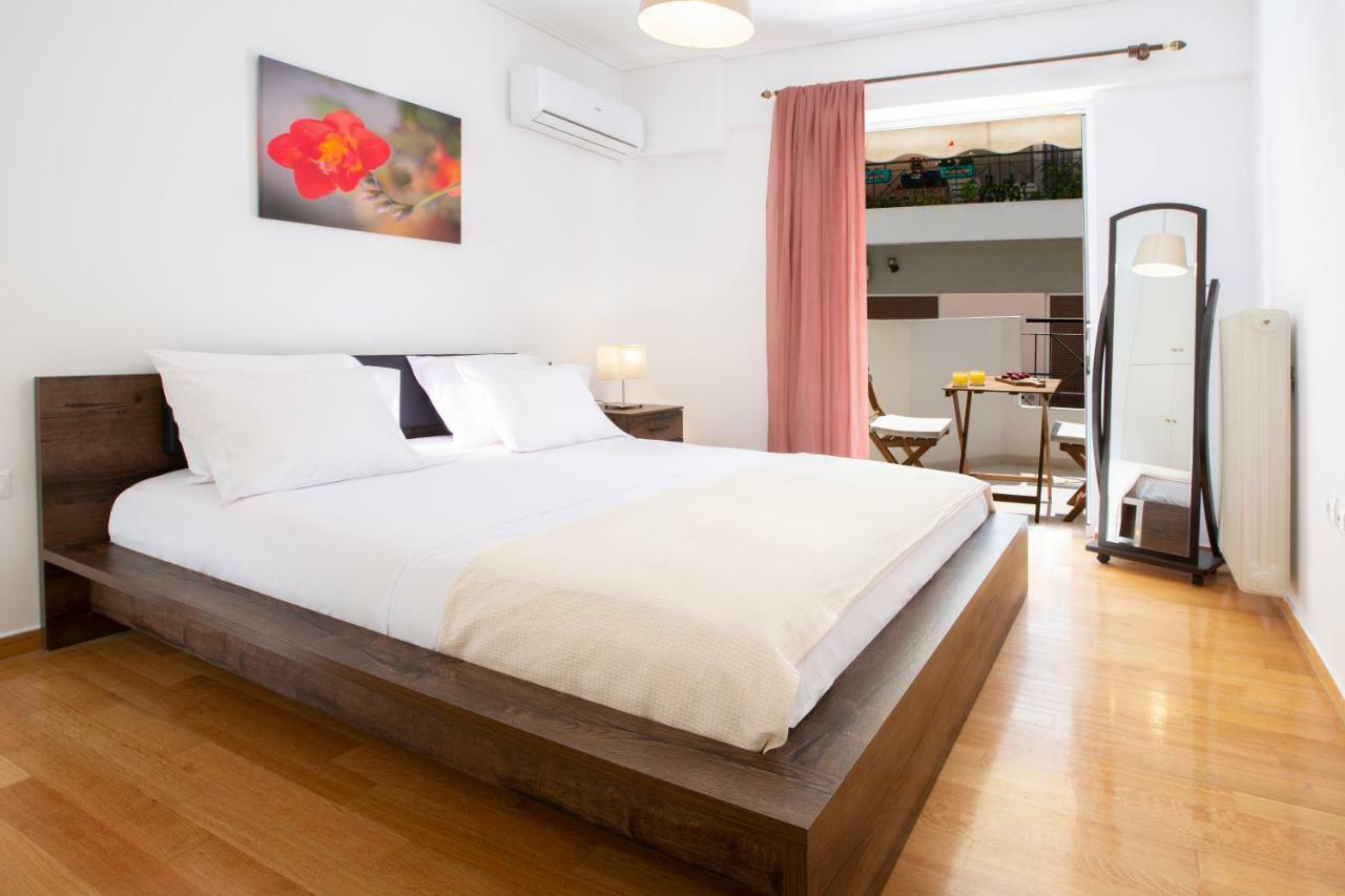 Zeas Apartment Пірей Екстер'єр фото